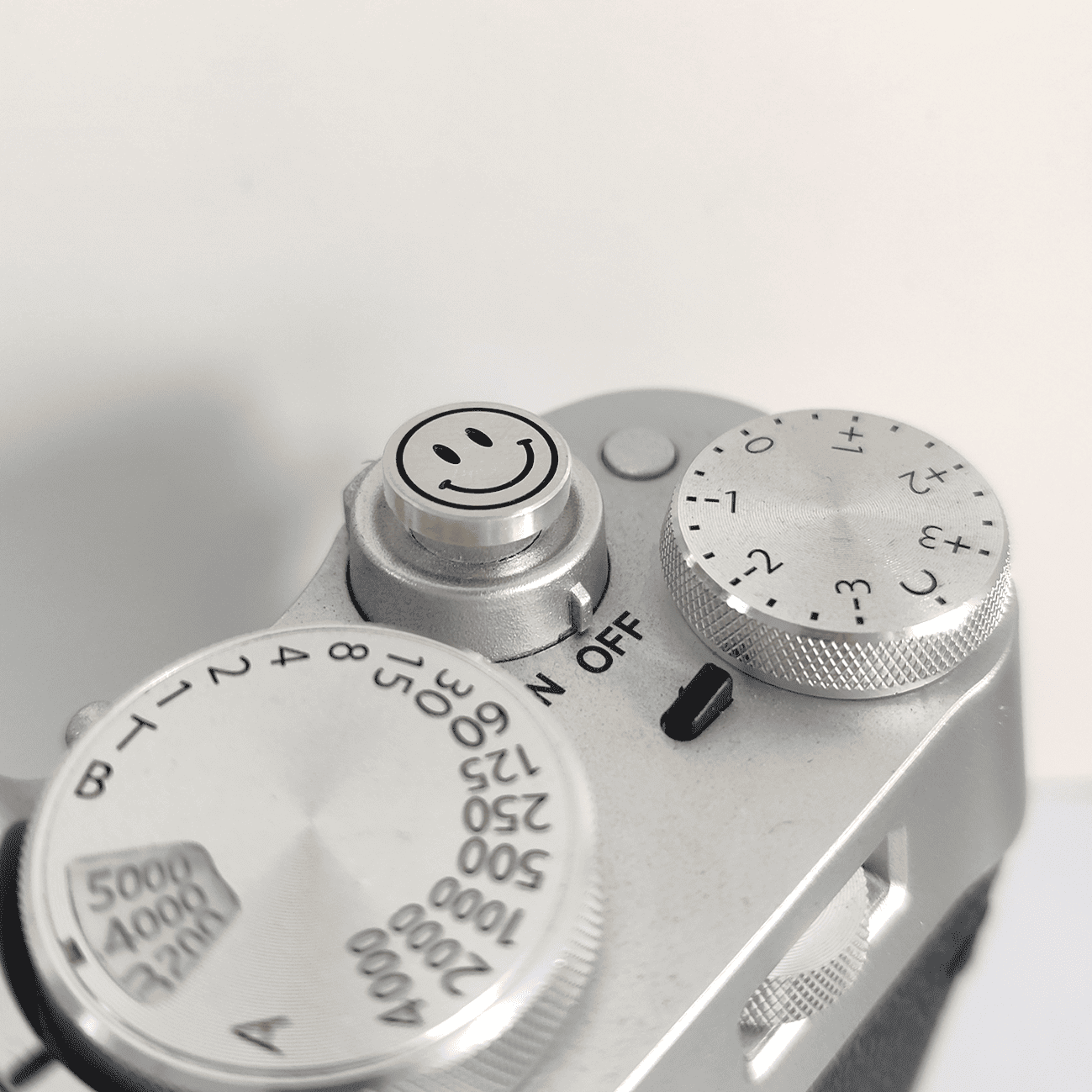 Minimal camera upgrade with smile face detail by WooKee