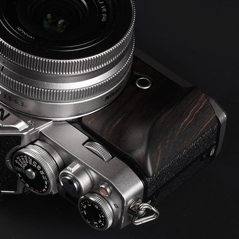 ergonomic camera handle