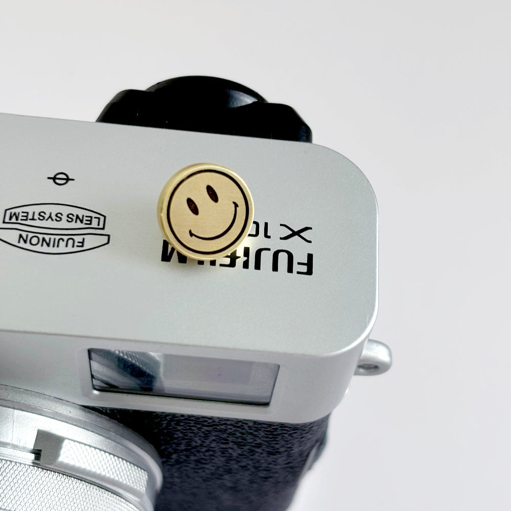 smile face fujifilm camera soft release button on Fujifilm X100V