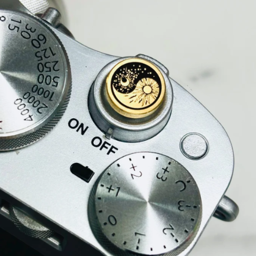 soluna gold engraved camera soft button on Nikon