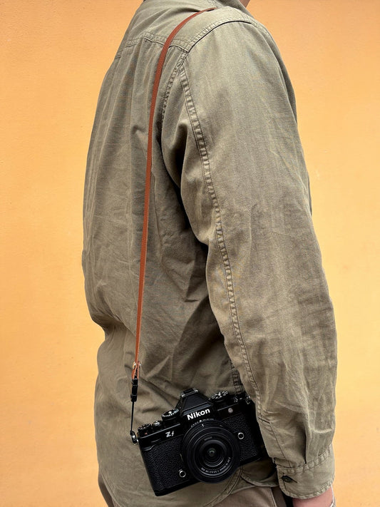 Pebbled Leather Camera Strap – 95cm | Quick-Release Design