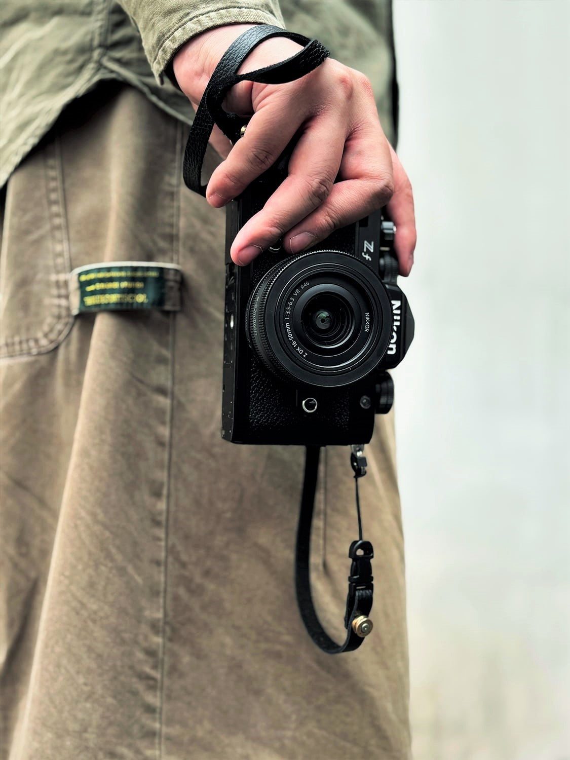 Black Full-Grain Leather Camera Strap - Quick Release