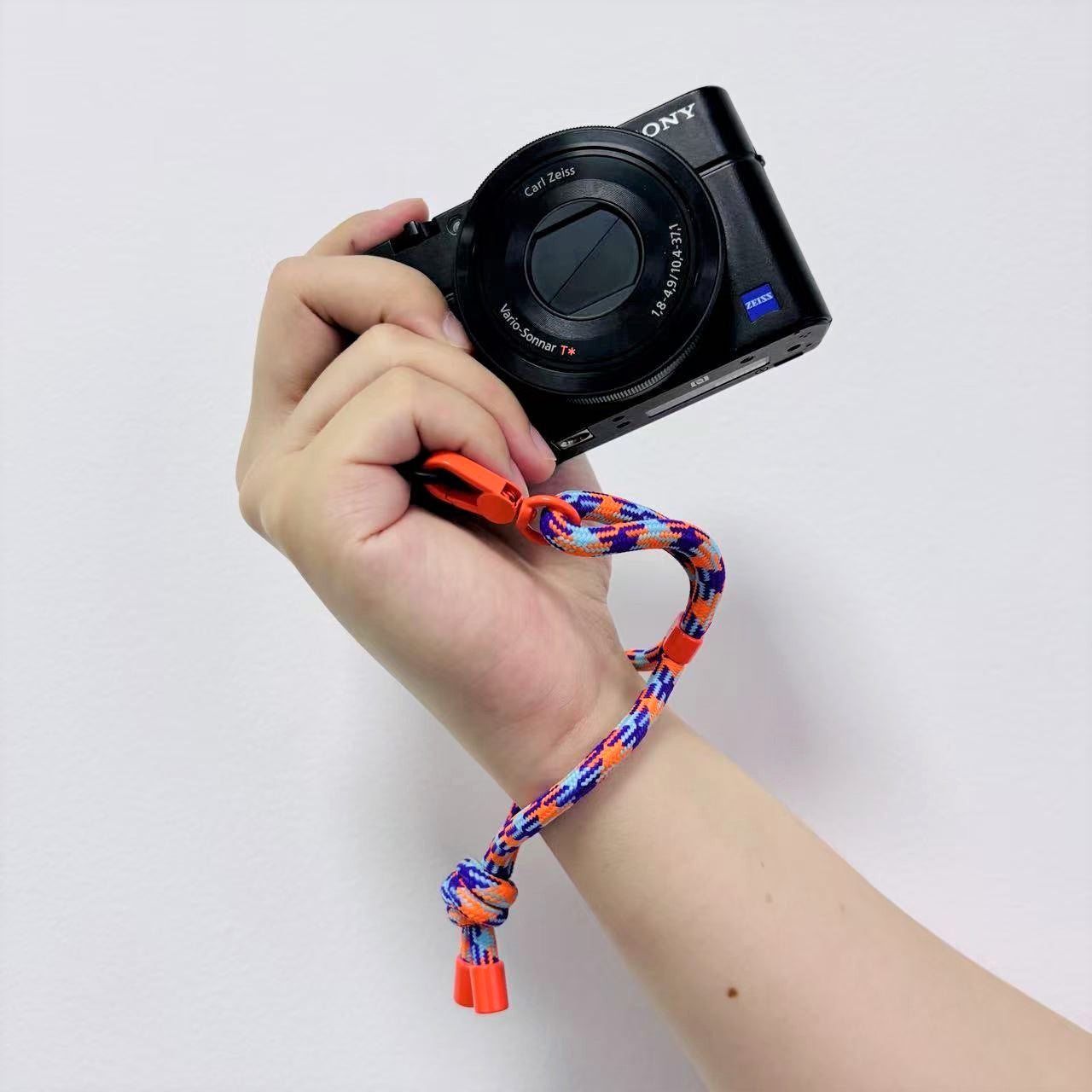 soft adjustable hand strap for Fujifilm compact camera