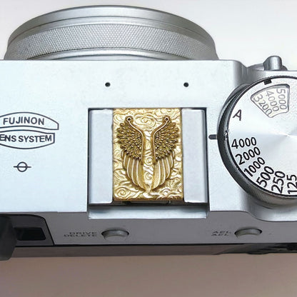 Pikachu Spark – Silberne Blitzschuhabdeckung für die Kamera