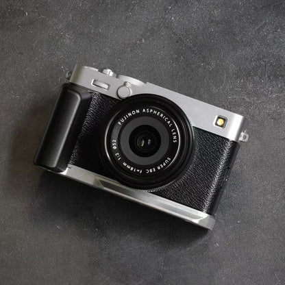 rangefinder style hand grip x-e5