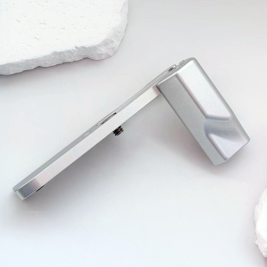 fujifilm-x-m5-silver-camera-grip-overview