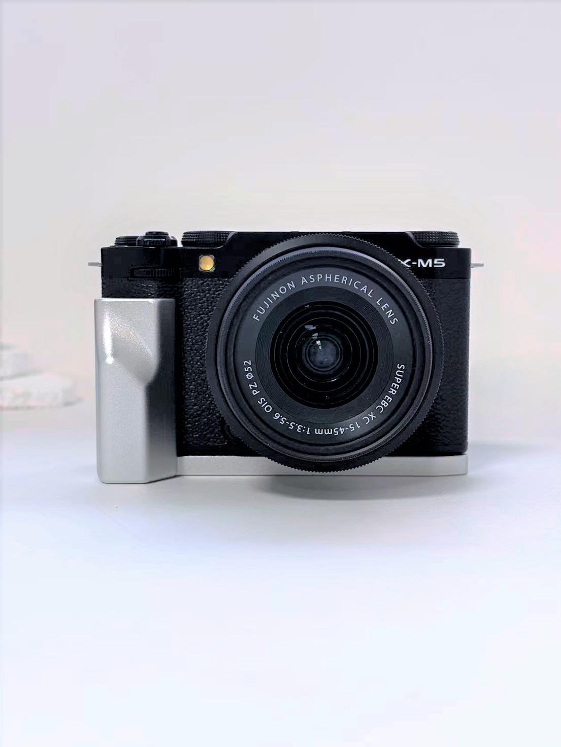 metal-camera-grip-for-fujifilm-x-m5