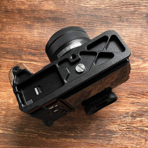 fuji xt5 camera wood grip metal bottom detail