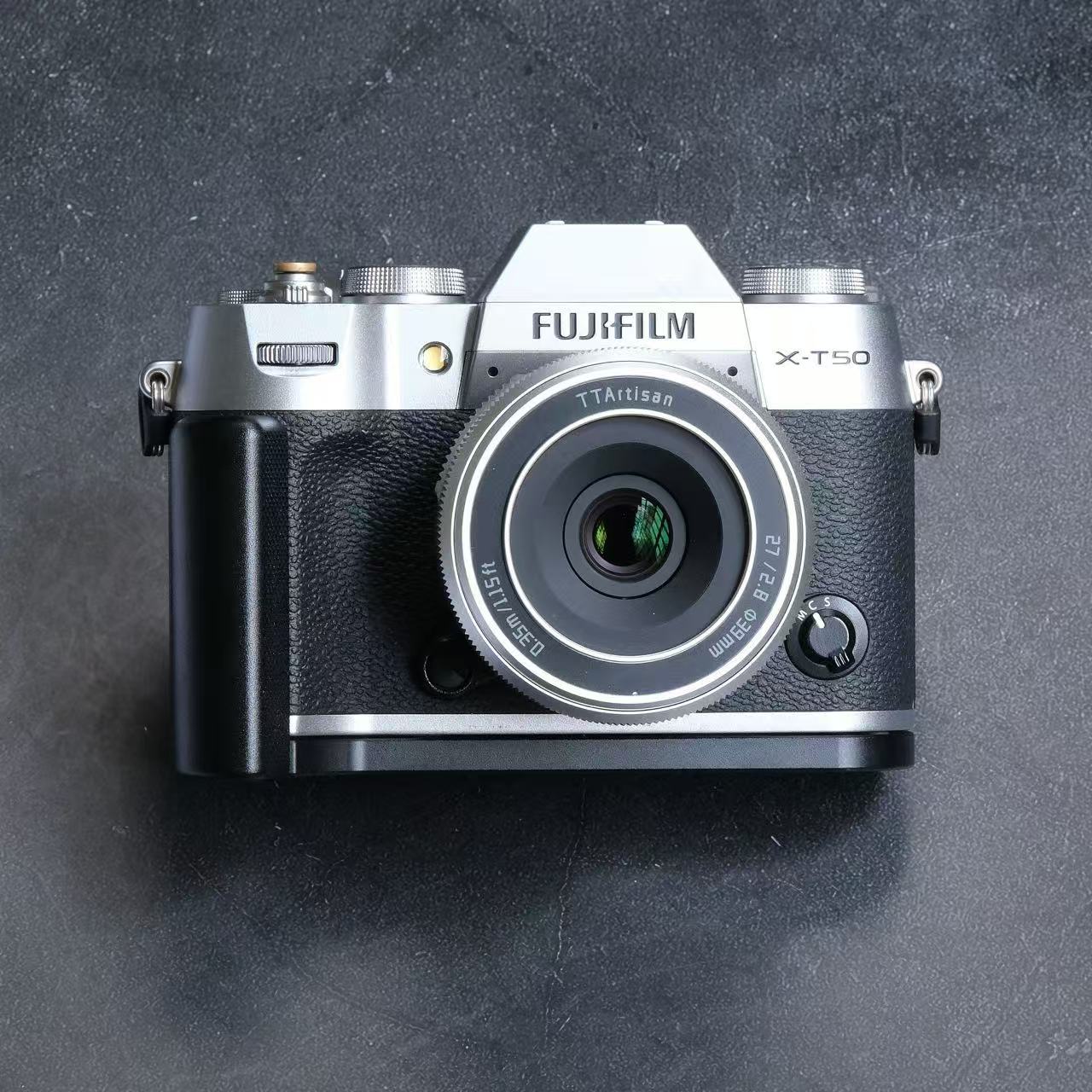 black metal camera grip for fujifilm x-t50