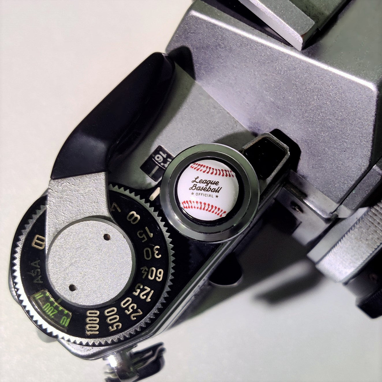 vintage sports style shutter button nikon zf