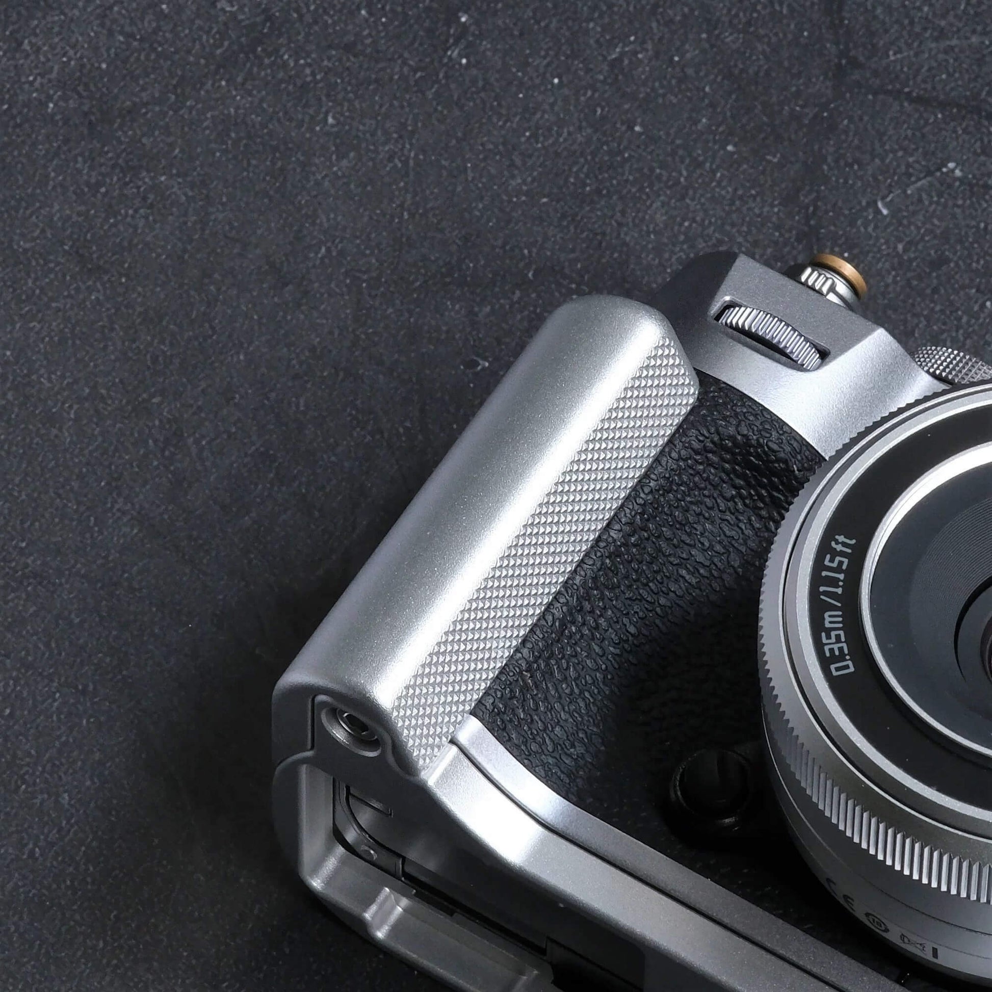 textured metal hand grip fujifilm x-t50