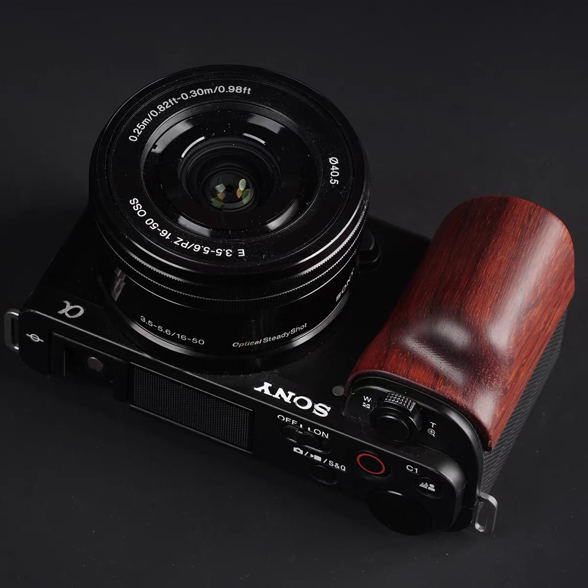 sony zv-e10 hand grip in rosewood color